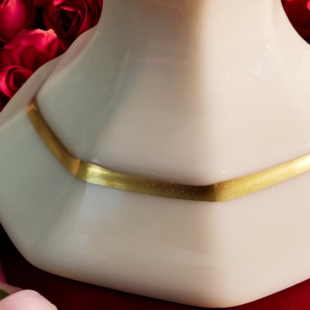 Lenox Diana Urn Bud Vase Vintage Ivory Porcelain with Gold Trim Valentines Gift - Picture 5 of 8